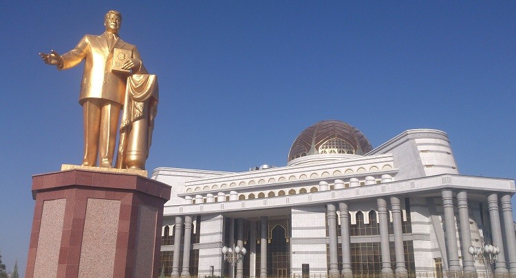 Постсавецкая Паўночная Карэя. як выглядае Туркменістан знутры